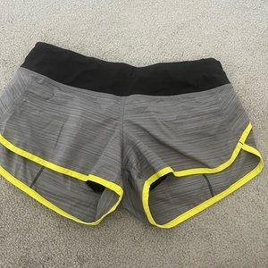 Lululemon Speed Up Short 2.5”